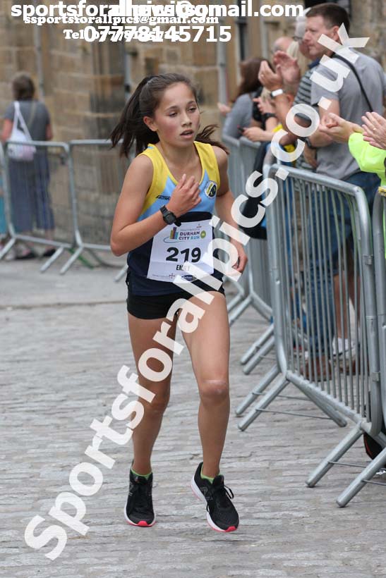 Durham City 5k, Durham City 10k and 5k Road Races. Photo: David T. Hewitson/Sports for All Pics